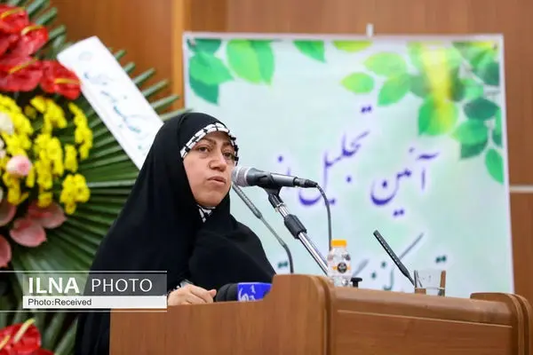 رئیس فراکسیون زنان مجلس: زنان کارگر مشکلات زیادی دارند/ توسعه مشاغل منعطف برای زنان به عدالت جنسیتی کمک می‌کند 