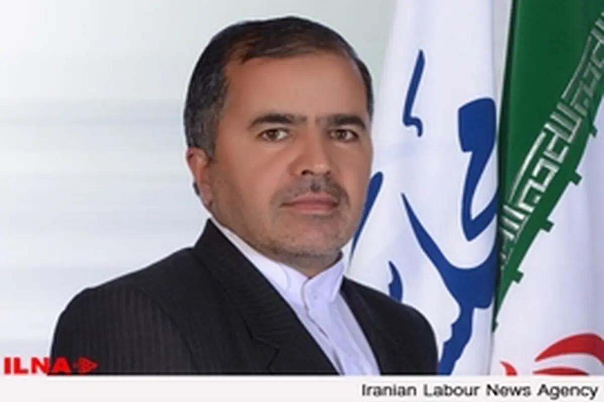 مجلس پای وزارتخانه علوم کامل ایستاده است