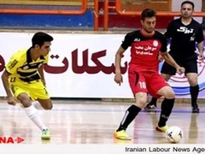 عروجی: بازی‌های لیگ‌برتر فوتسال باید رایگان شود / کسی فکر نمی‌کرد ماهان این نتایج را بگیرد