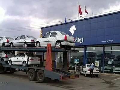 راهکارهایی برای پایان چهار دهه مدیریت دولتی در خودروسازی با نتیجه زیان ۲۰۰ همتی  
