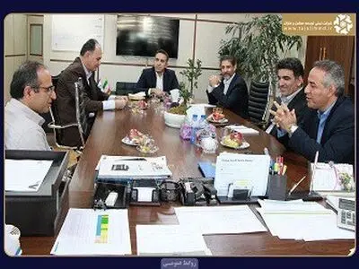 استفاده از تسهیلات ارزی به منظور سرعت بخشیدن به طرح‌های توسعه‌ای