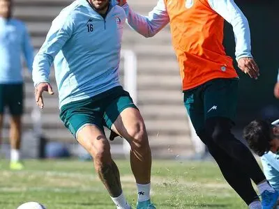 ویدیوی تمرینات استقلال پیش از مصاف با پیکان