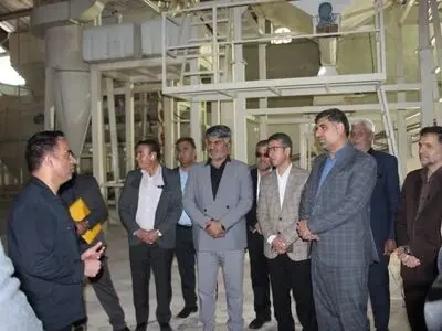 راه‌اندازی کارخانه «خوراک دام و طیور رویان بهارستان » بعد از دو سال تعطیلی/ ۴۰ کارگر مشغول شدند