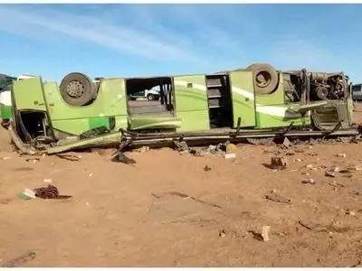 ۴۸ کشته و مجروح در پی واژگونی اتوبوس در الجزایر