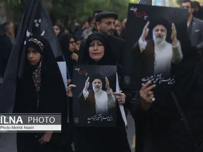 بازتاب حضور پرشور مردم تهران برای بدرقه رئیس‌جمهور شهید و همراهانش در اسکای نیوز
