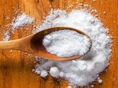 استفاده از نمک برای تمیز کاری آشپزخانه