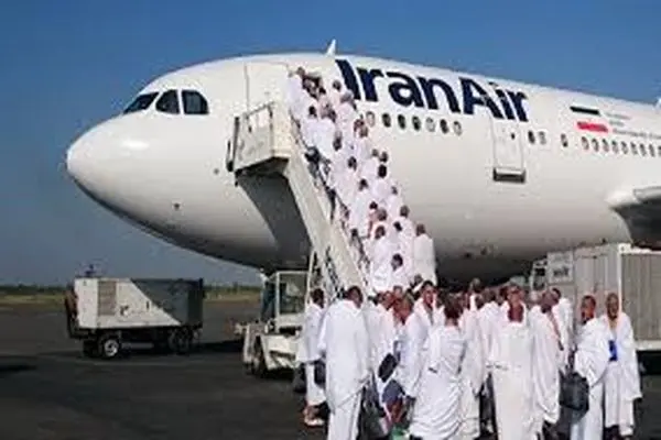 نخستین پرواز حج تمتع ایران به فرودگاه طائف 