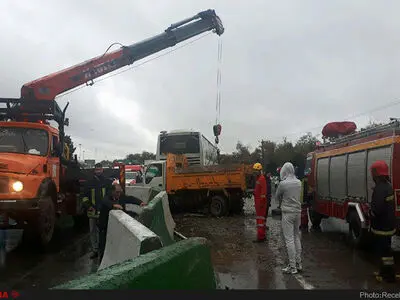 شهادت یک آتش‌نشان در عملیات سانحه رانندگی در مشهد/ تصادف مرگبار در بزرگراه شهید کلانتری