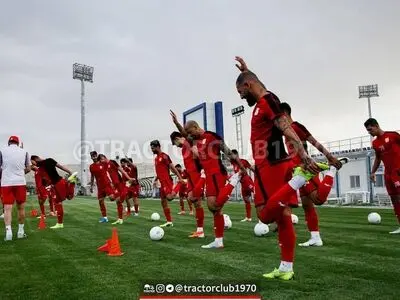 حضور میمبلا در  تمرین عصر امروز تراکتوری ها