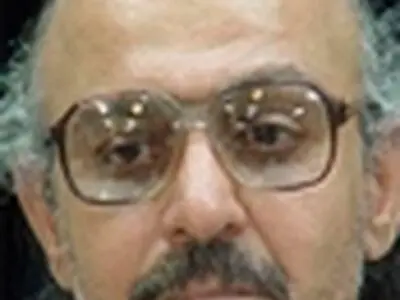 هاشم آقاجری به یکسال حبس تعزیزی محکوم شد