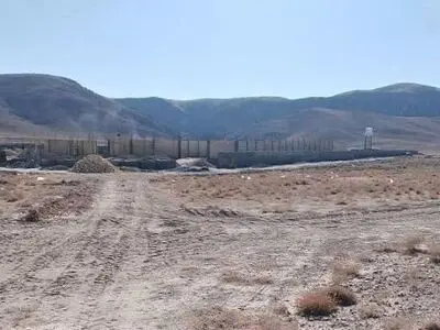 ساخت مرغداری در حریم «تل مقبره» هخامنشی متوقف شد