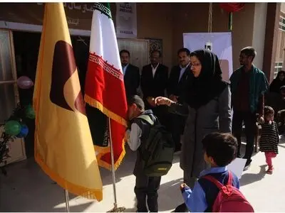 سال تحصیلی جدید در مدرسه امید آینده در شهرستان ریگان آغاز شد