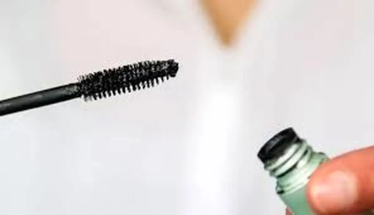 4 روش رقیق کردن ریمل غلیظ شده