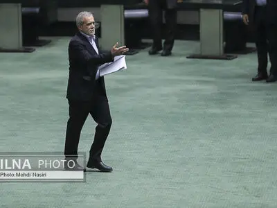 برگزاری جلسه غیرعلنی مجلس با حضور رئیس‌جمهور، وزرا و مسئولان اقتصادی کشور