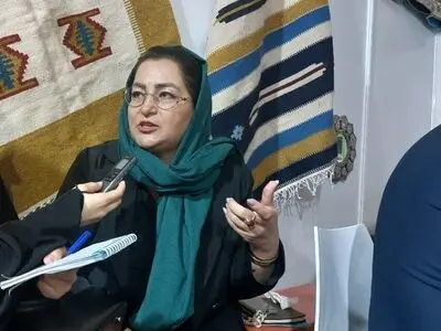   کاهش قیمت صنایع دستی با حذف واسطه‌ها/ صنایع دستی تقلبی آسیب‌زا هستند