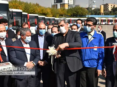 آیین بهره برداری از  اتوبوس و مینی بوس های جدید در ناوگان حمل و نقل عمومی تهران