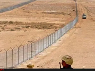 تیراندازی نیروهای مرزی ایران در پی ورود غیرمجاز یک اتومبیل پاکستانی