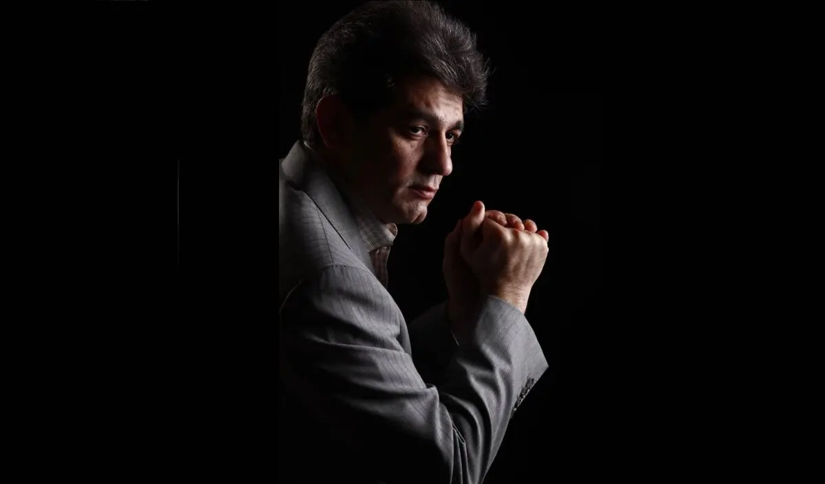مسعود مظلوم «به یاد بنان» آواز می‌خواند