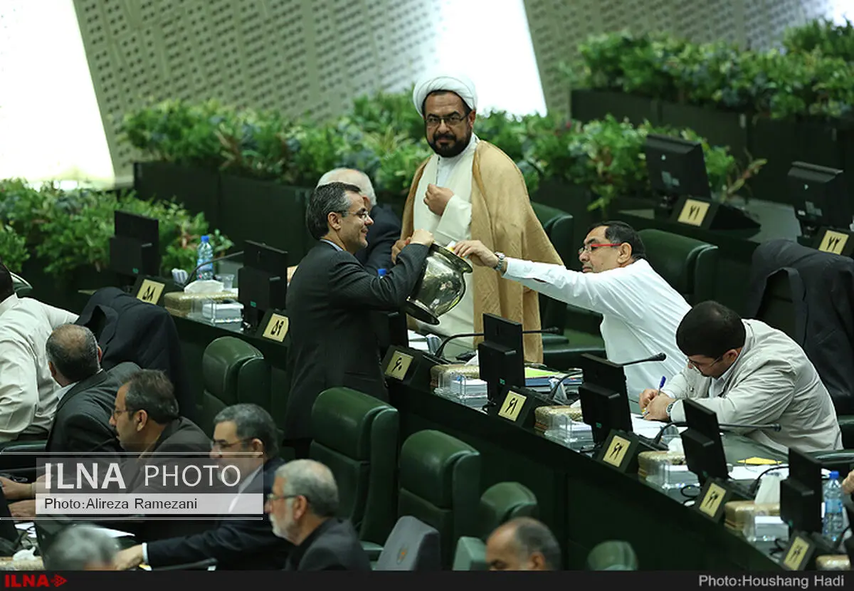 زارعی ناظر مجلس در شورای عالی فضایی انتخاب شد