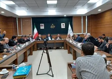 اعتراض کمیسیون اجتماعی به ابهامات مصوبه دولت در خصوص ساماندهی نیروهای شرکتی/ درخواست جلسه فوری با رئیس‌جمهور
