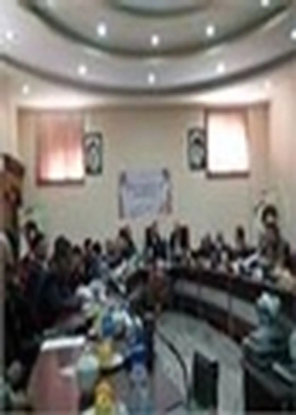 نقش کارگران در دوران انقلاب و دفاع مقدس باید به درستی تبیین شود
