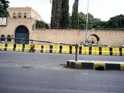 جماعة الحوثی تقتحم السفارة السعودیة بصنعاء