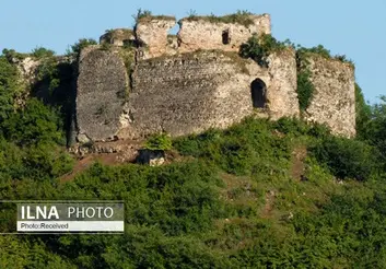 در روزهای کرونایی محوطه‌های باستانی گیلان طعمه گنج‌یابان شد/ هیچیک از هتل‌ها برای گذران دوره نقاهت کرونا اعلام آمادگی نکرده است