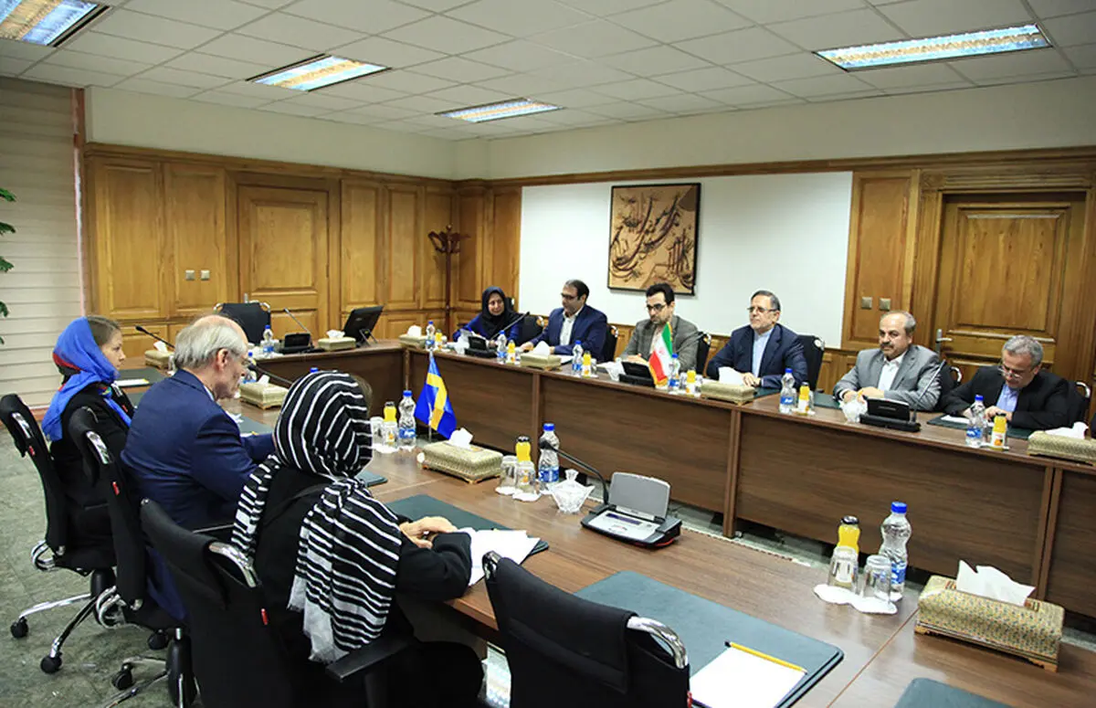 مشارکت سوئد در نوسازی ناوگان حمل ونقل ایران، روابط تجاری و بانکی را گسترش می‌دهد