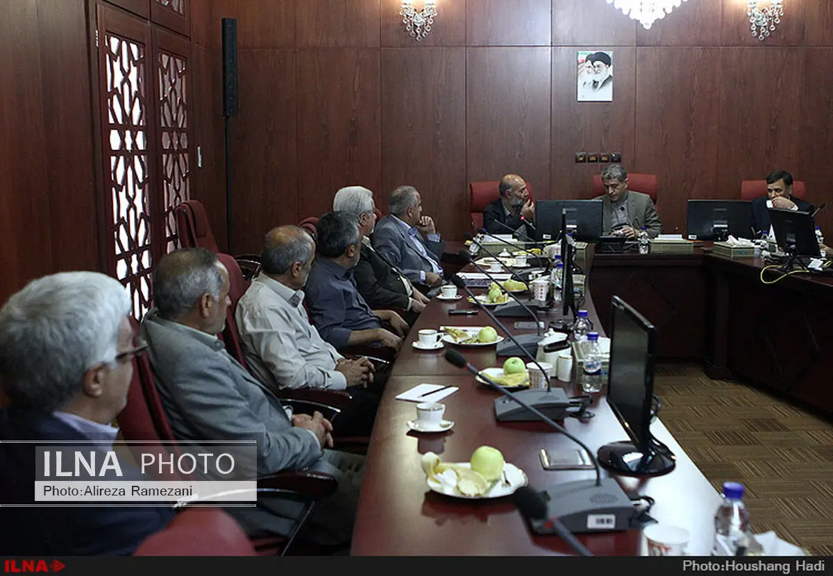 محجوب: آسیب‌های رکود از تورم بیشتر است / طیب‌نیا: ایجاد اشتغال دغدغه اصلی دولت است