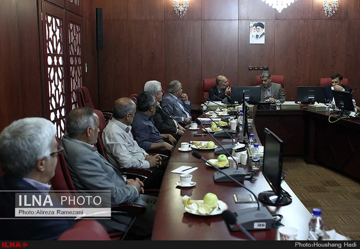 محجوب: آسیب‌های رکود از تورم بیشتر است / طیب‌نیا: ایجاد اشتغال دغدغه اصلی دولت است