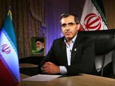 ضیا هاشمی کارنامه درخشانی از خود به جای گذاشته‌ است