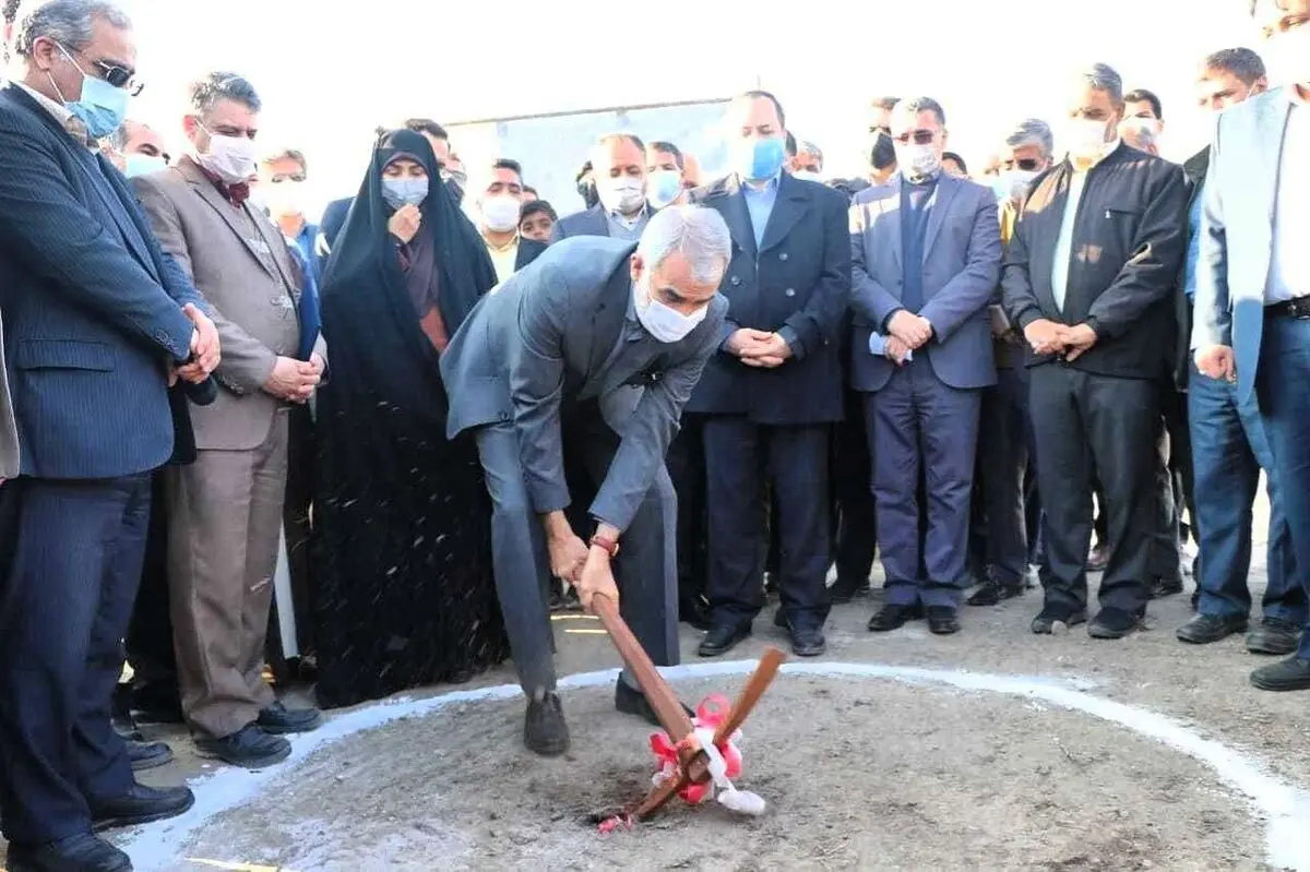 کلنگ زنی یک آموزشگاه با حضور وزیر آموزش‌ و پرورش در نیشابور