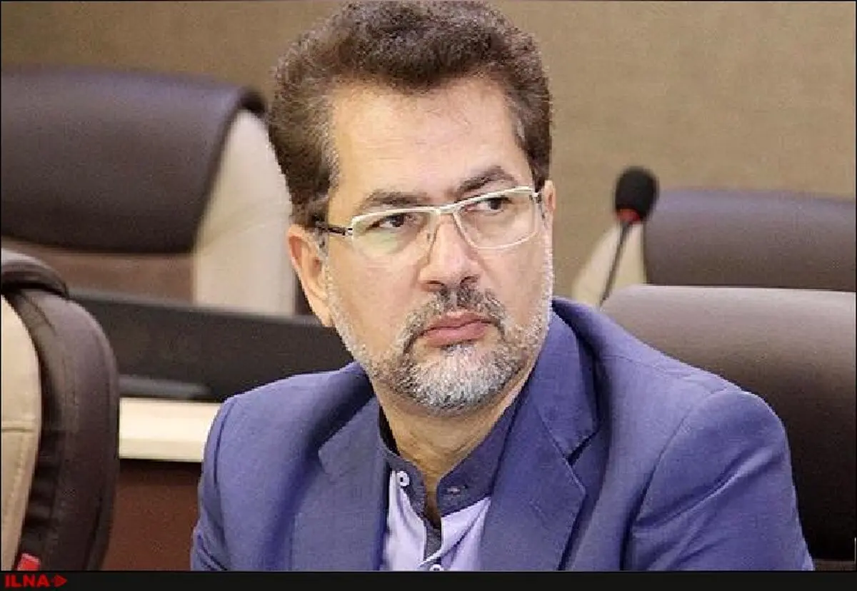 مخالف ارز  4 هزار و 200 تومانی بودیم/ پس از چهل سال، ایستادن در صف طولانی گوشت یخی در شأن مردم نیست
