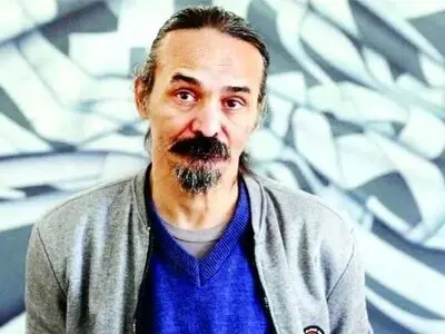 رضا آشفته به صحنه باز می‌گردد