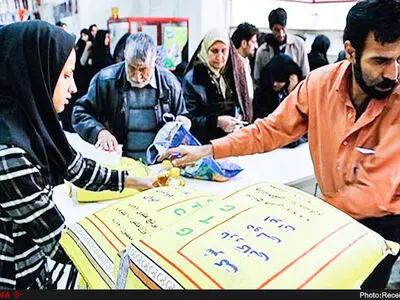 کارگران به ۲ میلیون و ۱۰۰ هزار تومانِ اضافه برای حفظ قدرت خرید نیاز دارند