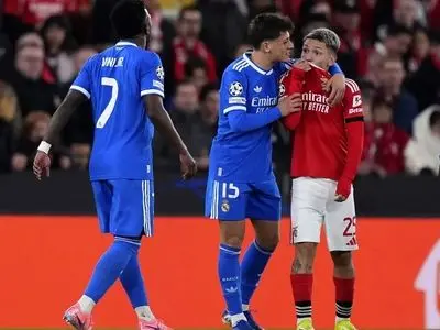 دفاعیه وکیل ستاره جنجالی بنفیکا: همه اخبار کذب است