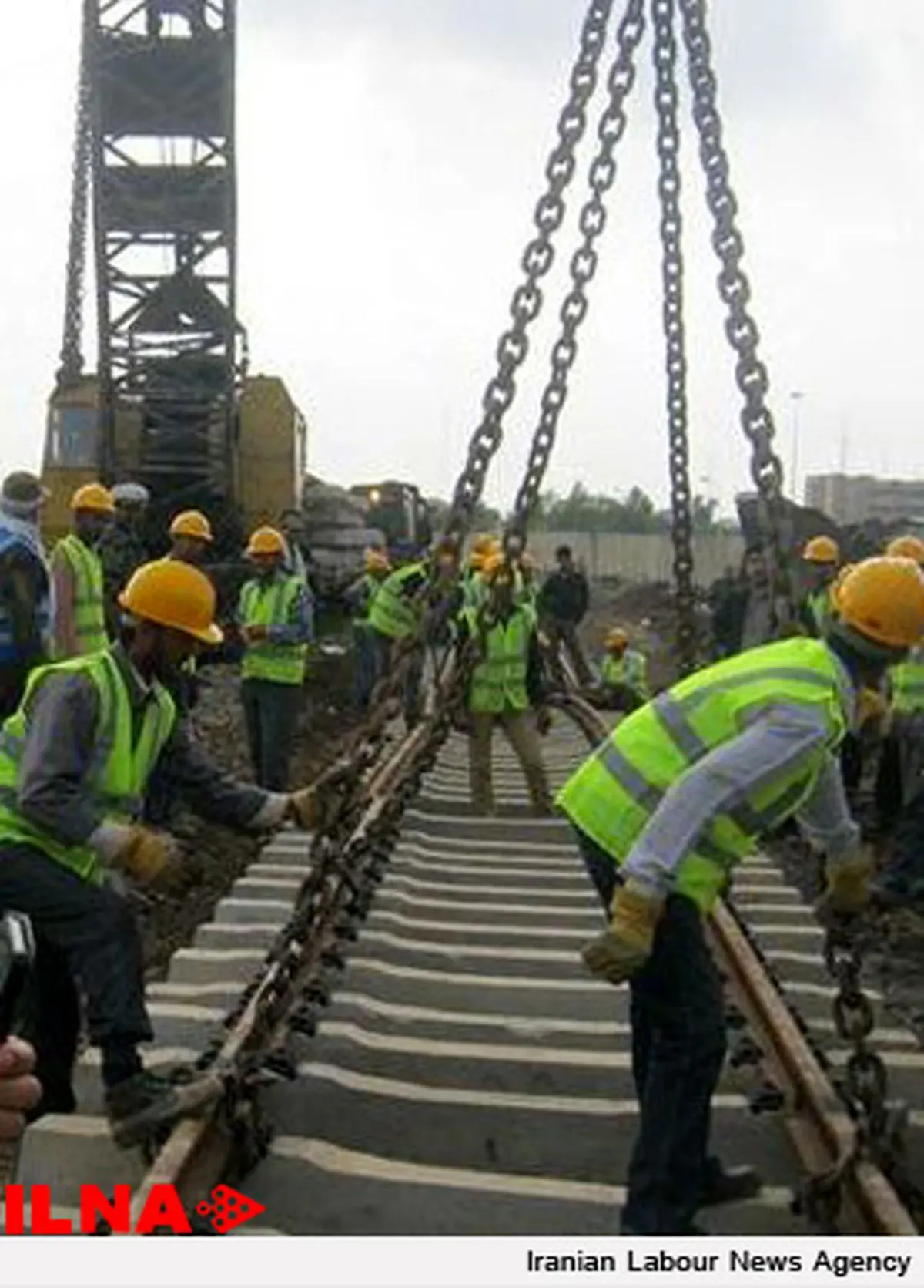 تاخیر در پرداخت مطالبات حقوقی کارگران رجاء