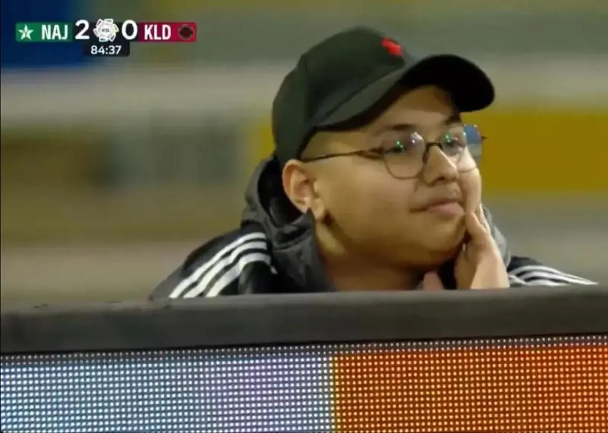 اهدای خودرو به توپ‌جمع‌کن نوجوان پس از رفتار جنجالی در لیگ عربستان