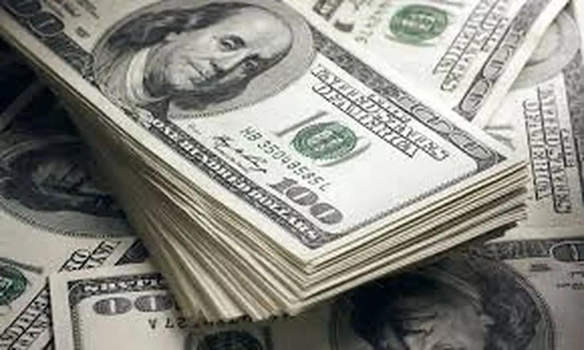 دلار در آستانه 4 هزار و 400 تومان