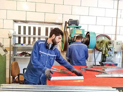 پرداخت ۱۴۸ میلیارد ریال تسهیلات مشاغل خانگی در زاهدان، گامی نو در اشتغال‌زایی
