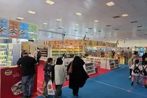 گرانی، مطالعه را از سبد خانواده‌ها حذف می‌کند/ سرانه مطالعه کودکان همچنان پایین است
