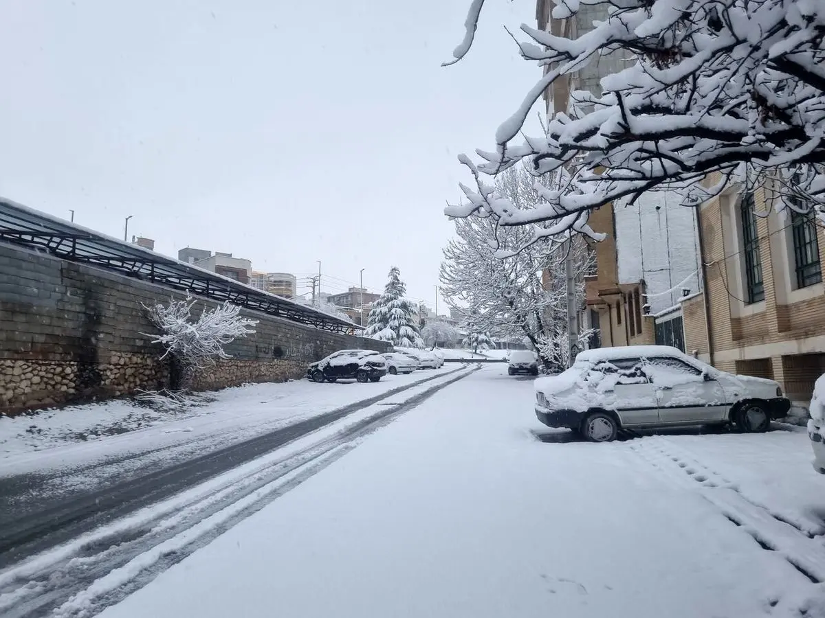 کاهش ۷ الی ۱۲ درجه ای دمای هوا در آذربایجان غربی/شهروندان از سفرهای غیر ضروری اجتناب کنند