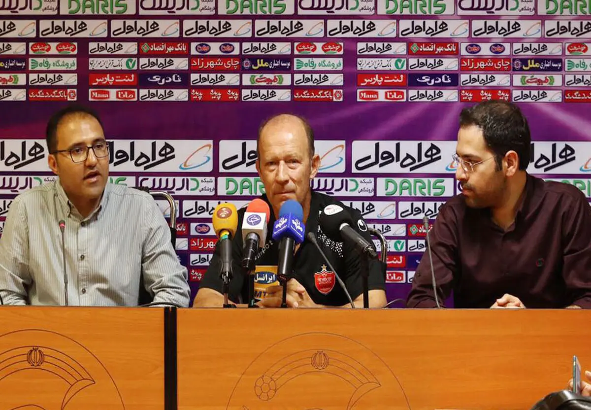 نشست خبری کالدرون وابسته به پرواز تبریز