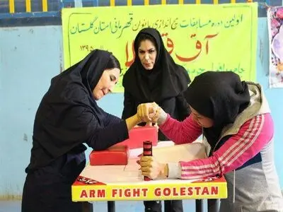 مسابقات مچ‌اندازی زنان در آق‌قلا برگزار شد