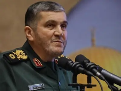 گروه‌های جهادی باید مرجع حل مشکلات مردم شوند