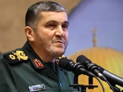 گروه‌های جهادی باید مرجع حل مشکلات مردم شوند