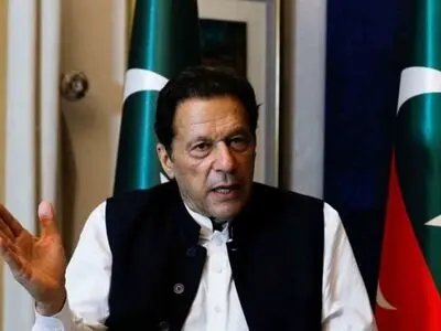 حمله پلیس پاکستان به محل اقامت عمران خان