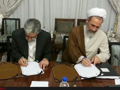 اعطای بورس تحصیلی و ترددی به فراگیران زبان فارسی در خارج از کشور