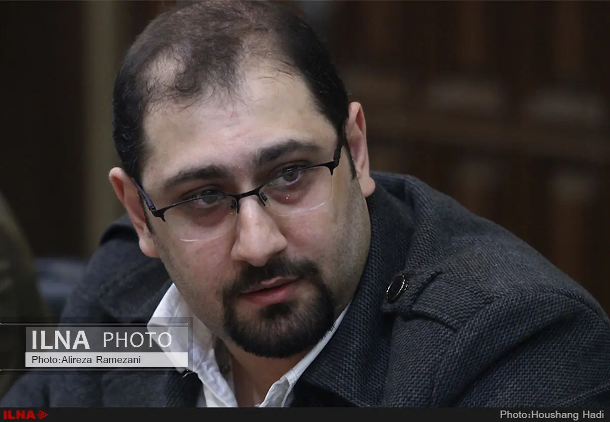 حامد چمن‌رخ: تشکل‌های فرش به جای تعامل با دولت می‌خواهند بار خود را بر دوش دولت بیاندازند / نبود آمار از معضلات فرش دستبافت است