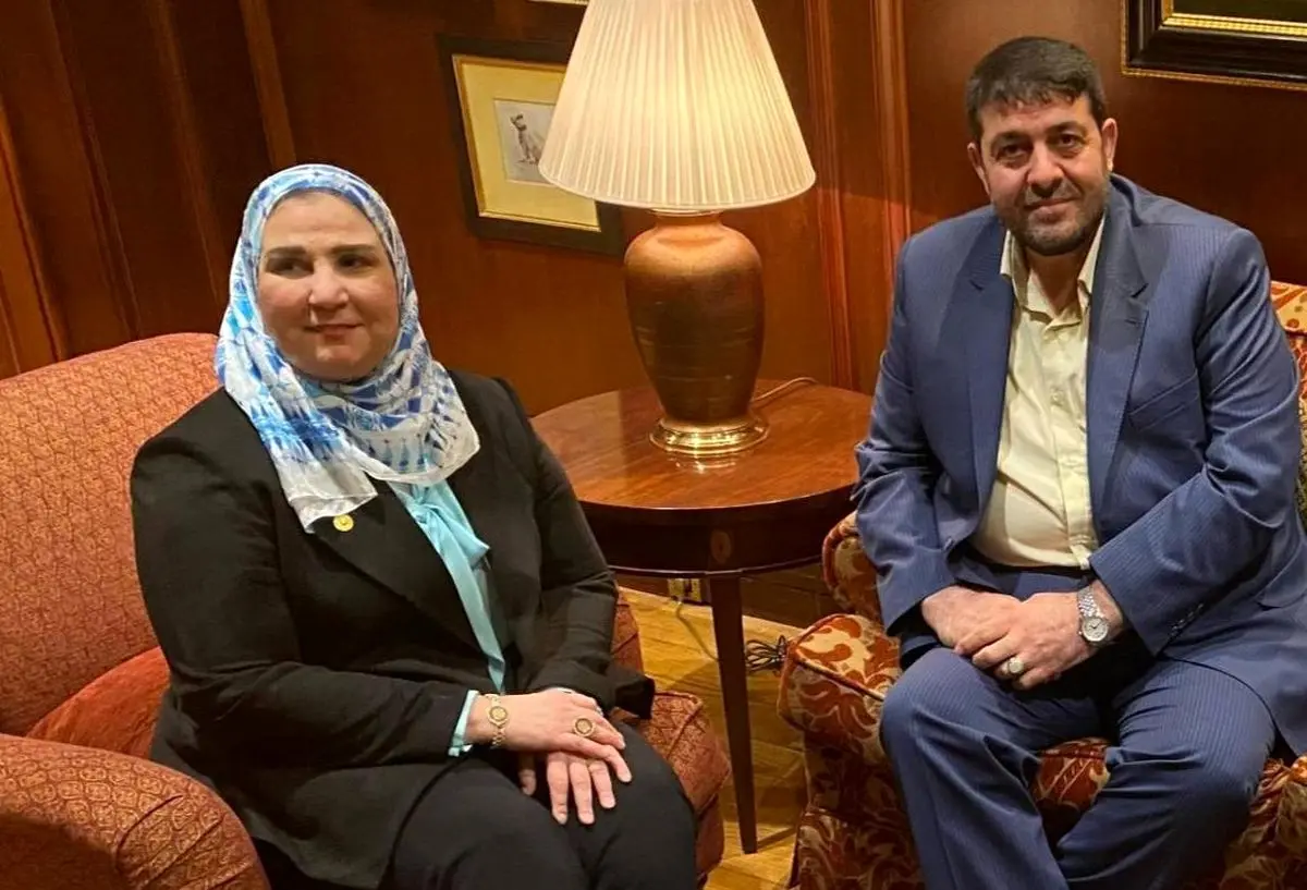 ابراز همدردی وزیر امور اجتماعی مصر با هلال‌احمر ایران